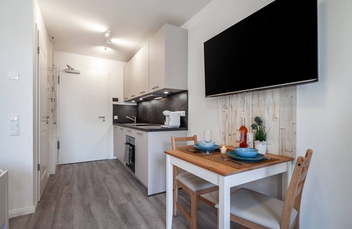 Neustadt in Holstein Apartment | Stylish Studio Apartment with Balcony Near the Port