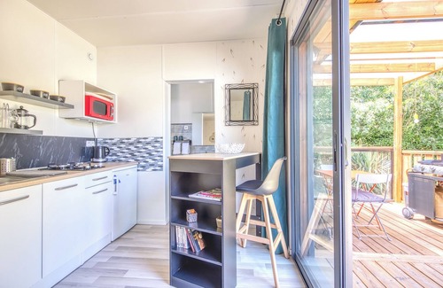 Grayan-Et-L'Hopital Apartment | Cozy Chalet Nature Studio with Private Terrace & Wi-Fi