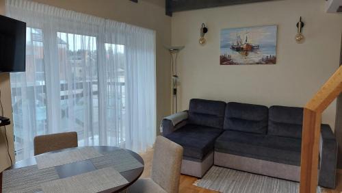 Nida Apartment | Cozy Studio Apartment for Four with Pool in Nida