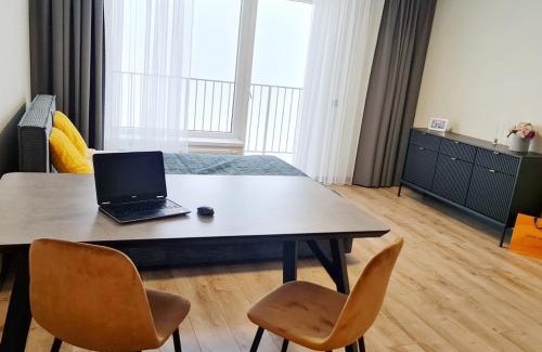 Vilnius city municipality Apartment | Cozy Studio Apartment with Balcony for Your Getaway