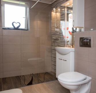 Daruvar Apartment | Pet-Friendly Studio Apartman Ždral - Guest Rated 9.8