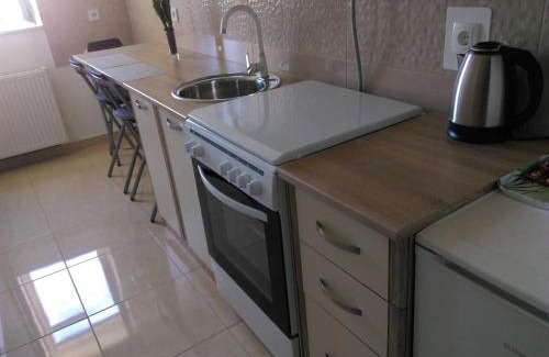 Daruvar Apartment | Pet-Friendly Studio Apartman Ždral - Guest Rated 9.8