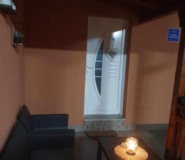 Dakovo Apartment | Top-Rated Studio Apartman Alisa - Family Friendly Retreat