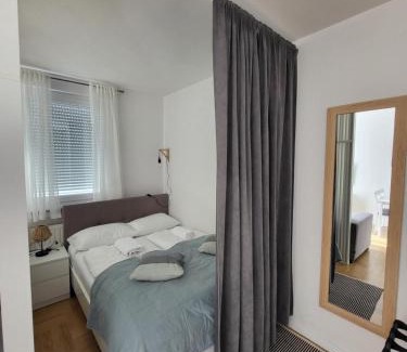 Zagreb Apartment | Guest Rated 9.9: Studio Apartman Ana with Family Amenities