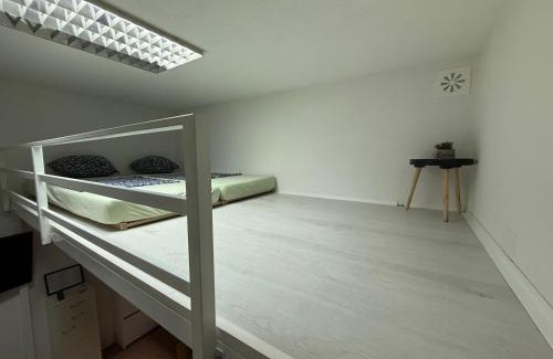Mali Radic Apartment | Welcoming Studio Apartman Bišće for Families and Pets