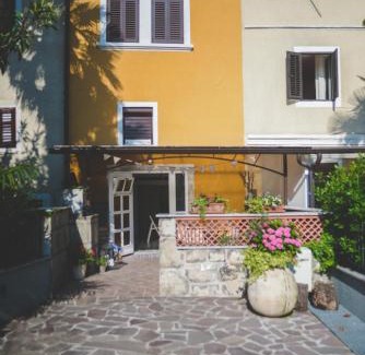 Ika Apartment | Child-Friendly Studio Apartman Ikarka with Top Ratings