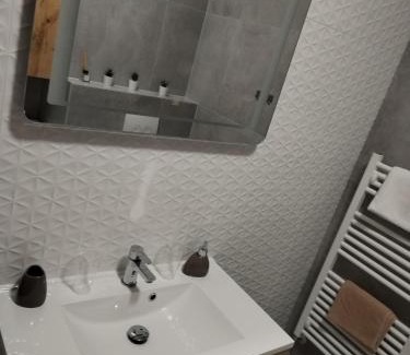 Dakovo Apartment | Top-Rated Child-Friendly Studio Apartman Implex Awaits