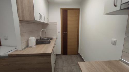 Dakovo Apartment | Family-Friendly Studio Apartman Zima 1 - Guest Rated 9.8