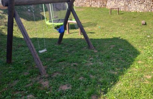 Smoljanac House | Discover Studio Apartmani Patricia: 4-Star Family Retreat