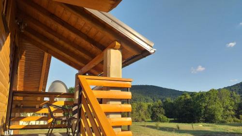 Smoljanac House | Discover Studio Apartmani Patricia: 4-Star Family Retreat