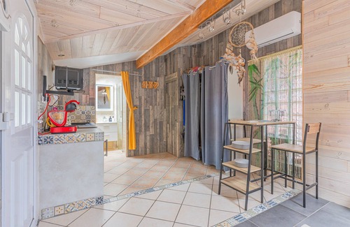 Cazaux Apartment | Cozy Studio Apartment "Bassin d'Arcachon" with Terrace & Wi-Fi