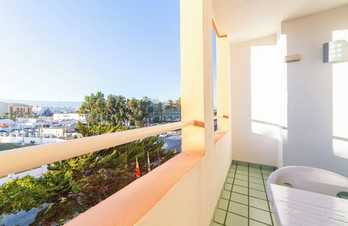 Roquetas de Mar Apartment | Beautiful Studio Apartment with Ocean View & Shared Pool