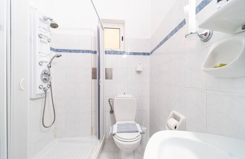 Notos Apartment | Comfortable Studio Apartment with Sea View & Balcony Access