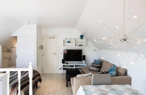 La Hulpe Apartment | Budget-Friendly Studio Apartment Alba with Breakfast Included