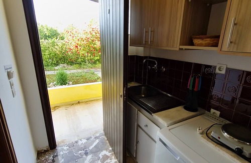 Melikia Apartment | Cozy Alexandra Studio 6 with Private Balcony & Ocean View