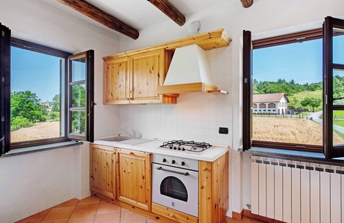 Sassello Apartment | Cozy Studio Apartment 'Ant Ra Prina Chiaro Pino' with Garden