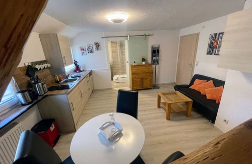 Goerwihl Apartment | Cozy Studio Apartment Schwarzwaldblick with Shared Garden