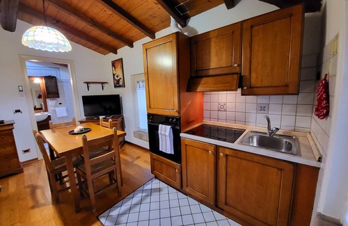 Crocetta-San Lazzaro-Modena Est Apartment | Modern Studio Apartment B9 with Pool and Spa Access