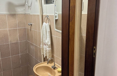Sao Lourenco House | Studio apartment for 4 people in the center of São Lourenço! The most central part of the city!