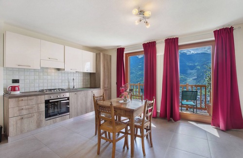 Aosta Apartment | Relaxing Studio Apartment 'Casa Di Alfredo E Virginia' with Views