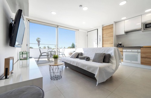 Vinaros Apartment | Cozy Apartment 'Costa Sur' with Private Terrace & Ocean View