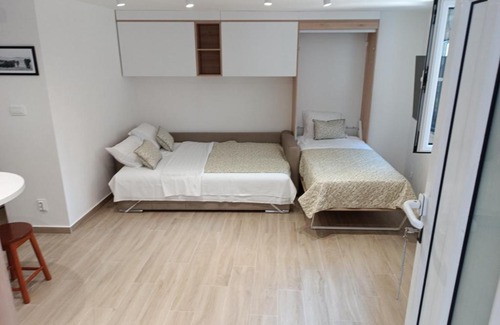 Old Town Apartment | Oceanfront Studio Apartment Danka in Budva Old Town