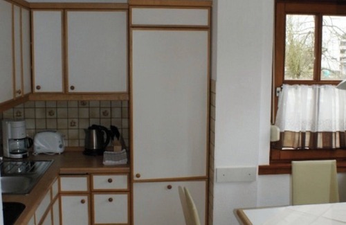 Bad Krozingen Apartment | Studio Apartment '1 Zimmer Appartement 21' with Balcony and Wi-Fi
