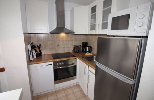 Bad Krozingen Apartment | Studio Apartment '1 Zimmer Appartement 8' with Balcony and Wi-Fi