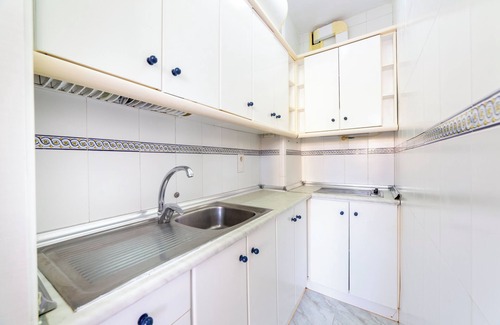 Almerimar Apartment | Studio Apartment 'Estudio Almerimar' with Sea Views, Wi-Fi and Air Conditioning
