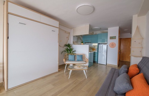 Peniscola Apartment | Inviting Studio Apartment 'Estudio En Peñíscola' with Ocean Views