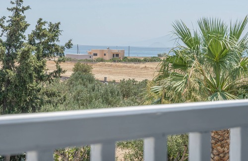 Kardamena Apartment | Relax in Evripides Triple Room with Pool and Garden Access