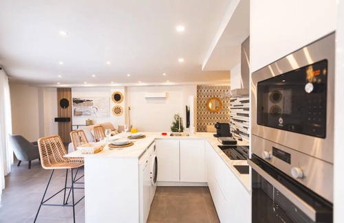 Distrito Sur Apartment | Guest Rated Studio Apartment 'Flores De Cordoba 5 Jazmin'