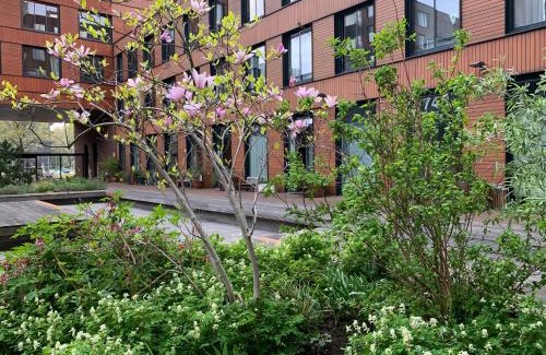 Haarlemmerbuurt Apartment | Central Studio Apartment: Family-Friendly Comfort Awaits