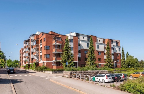 Katajanokka Apartment | Ideal Studio Apartment in Katajanokka with Breakfast & Kitchen