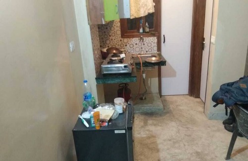 Malviya Nagar Apartment | Cozy Studio Apartment with City Walk Views & Pet Friendly