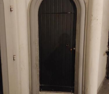 Vittorio Emanuele Apartment | Neapolitan Castle Studio Apartment: Family-Friendly Escape