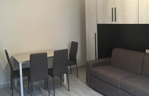 Est House | Studio apartment in Verona.
