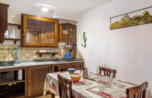 Valtournenche Apartment | Cozy Studio Apartment 'Monolocale A Valtournenche' Retreat