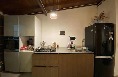 Robledo Apartment | Studio apartment near Hospital Pablo Tobon Wifi 500 Mbps