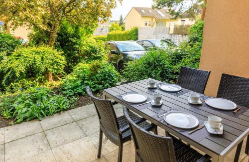 Lengfeld Apartment | Cozy Studio Apartment with Terrace & Private Parking