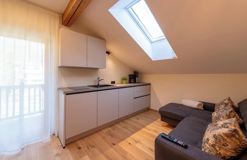 St. Pauls Apartment | Cozy Mountain View Studio Apartment with Pool & Wi-Fi
