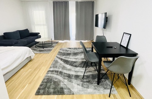 Vienna Apartment | Studio Apartment with balcony