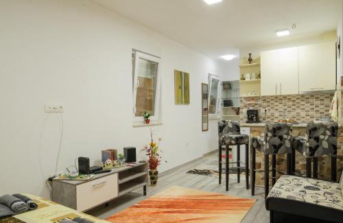 Mostar Apartment | Cozy Studio Apartments Dilberovic with Oceanfront Views