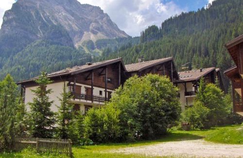 Alba Apartment | Pet-Friendly Studio Marmolada-5: Family Comfort Awaits