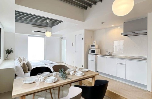 Hiroshima City Centre Apartment | Cozy Studio Apartment for 6 Near Peace Park & Amenities