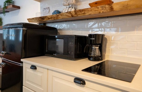 Mercado Apartment | Ocean View Studio Apt with Private Terrace and Kitchen