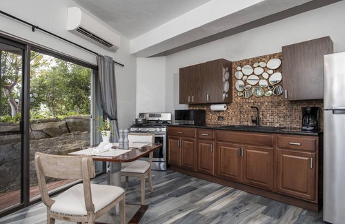 Mahogany Run House | Inviting Studio at Chateau Nightwind with BVI Views & Spa