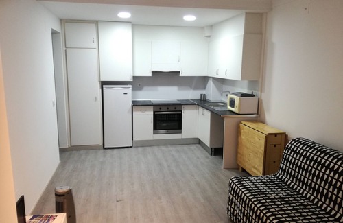 Roses Town Center Apartment | Oceanfront Studio in the Heart of Roses - Rated 10/10