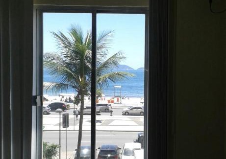 Copacabana Apartment | Oceanfront Studio Atlântica 201 with Beautiful Ocean Views