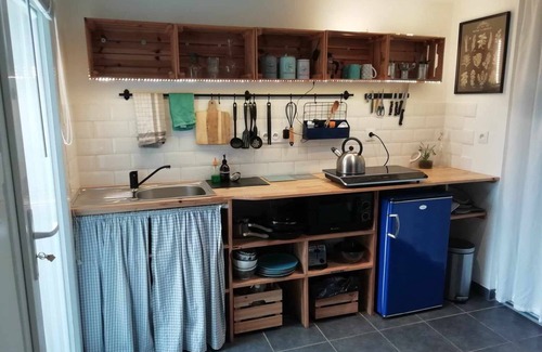 Azay-sur-Cher Apartment | Cozy Studio in the Heart of Loire Valley with Breakfast